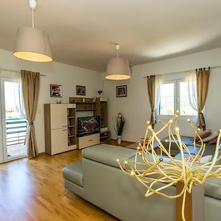 Villa Marijan *