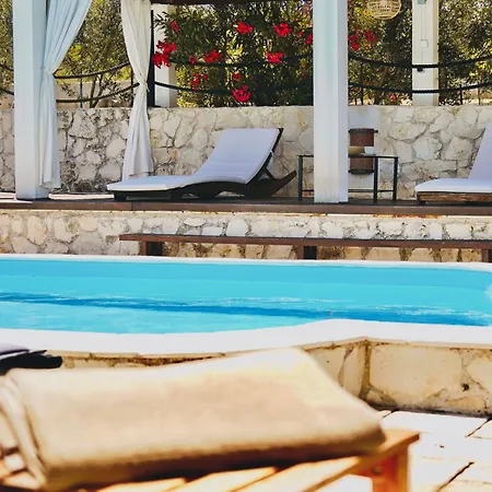 Marijan Villa *