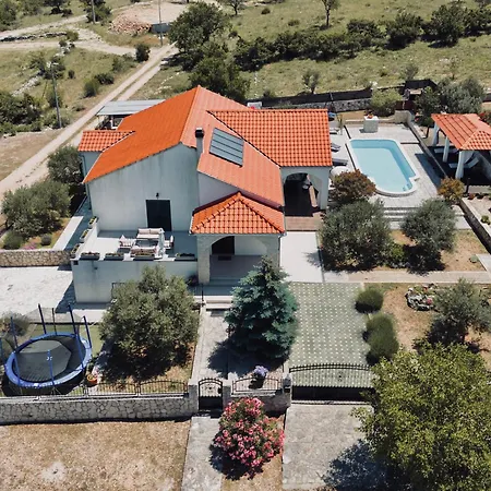Villa Marijan